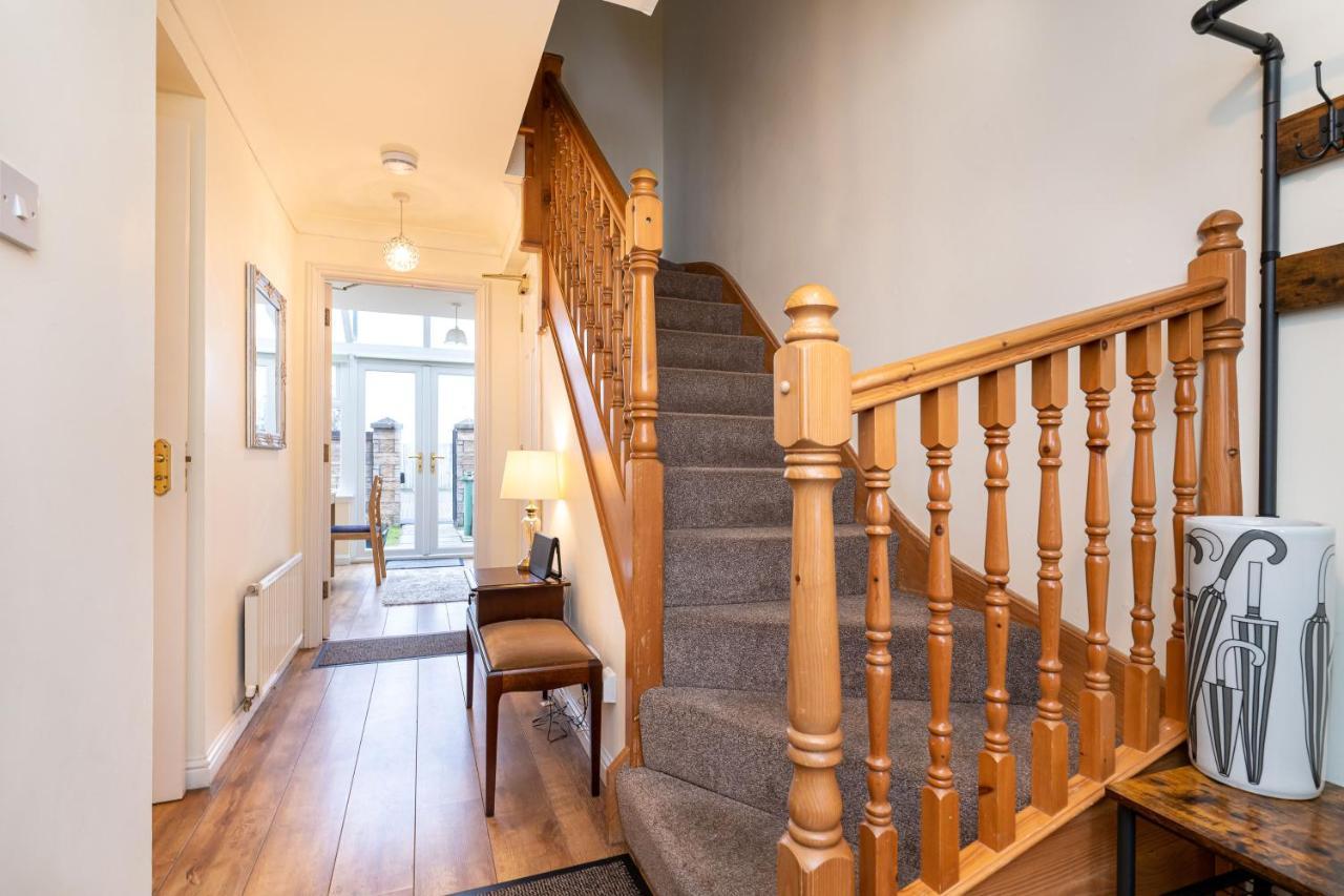 4 Bedroom Townhouse In Стърлинг Екстериор снимка